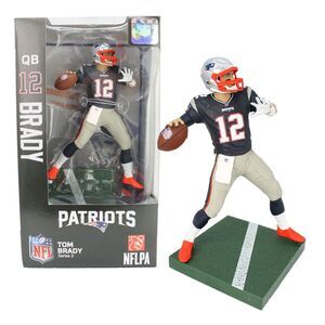 Tom Brady (New England Patriots)CLARKtoys Exclusive Imports Dragon NFL 6" Figure